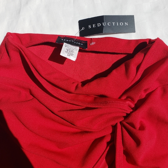 NBW | Red Skirt - Picture 3 of 4